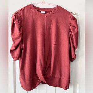 Puff Sleeve Twist-Hem Tee in Rusty Red